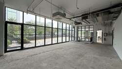Penrose (D14), Shop House #628402011